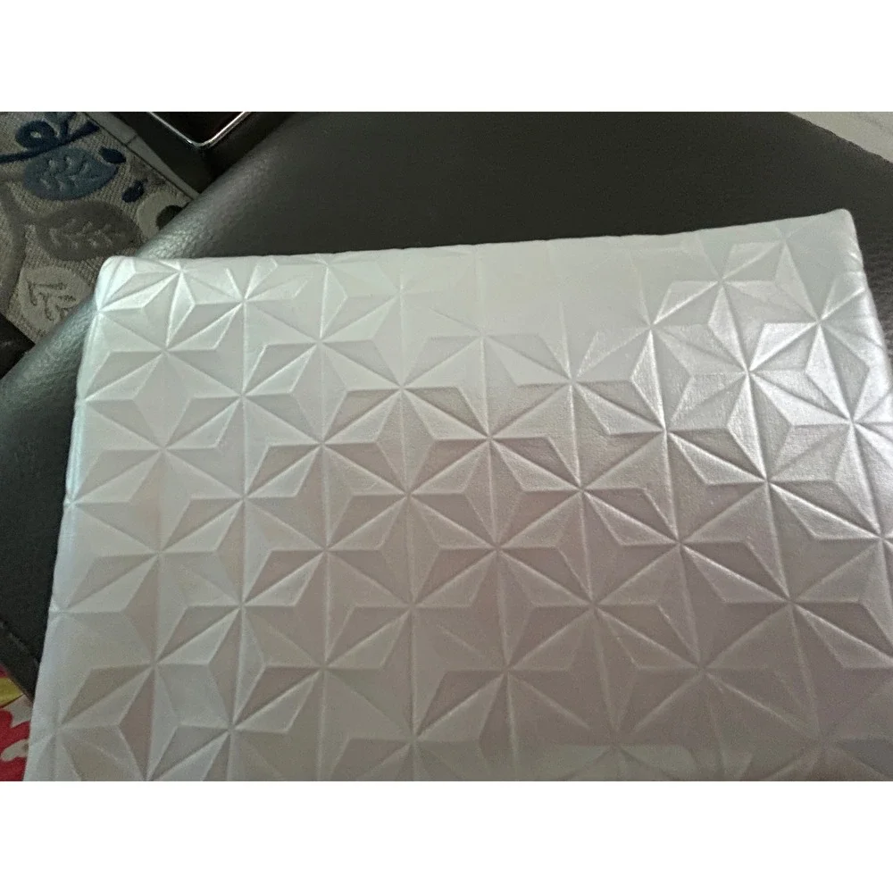 Ipsy‎ Geometric Embossed Makeup Bag White Blue Gold Zipper Pouch